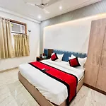 Mehul- A, Luxurious Stay 5 Mint From Railway Station New Delhi