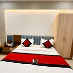 Mehul- A, Luxurious Stay 5 Mint From Railway Station New Delhi