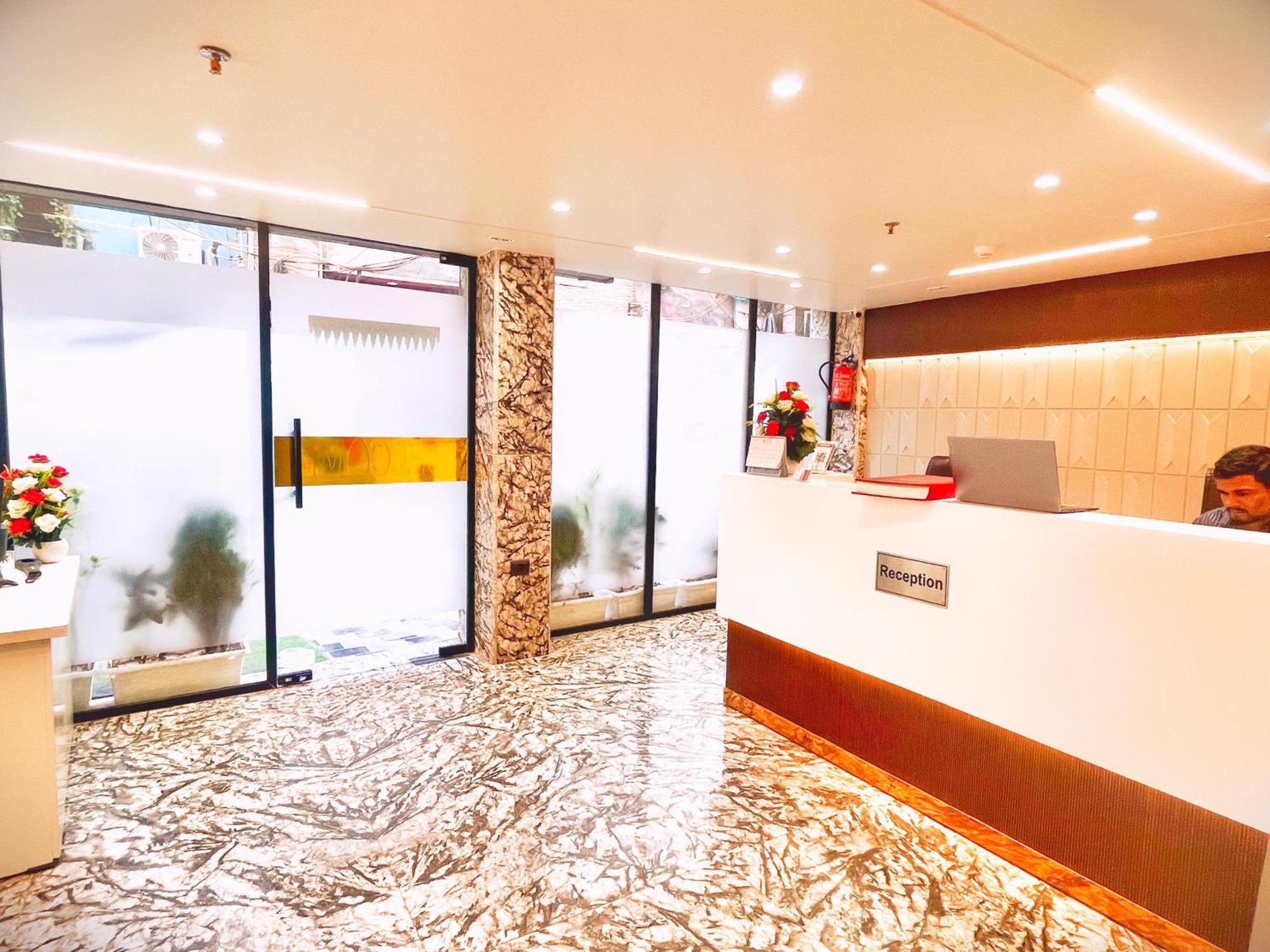 Hotel Mehul- A, Luxurious 5 Mint From Railway Station