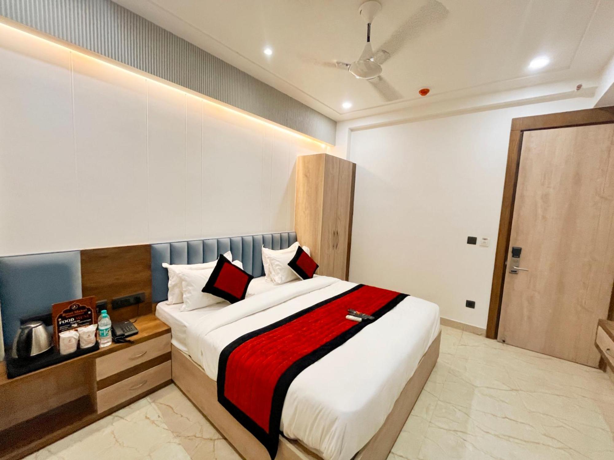 Hotel Mehul- A, Luxurious 5 Mint From Railway Station