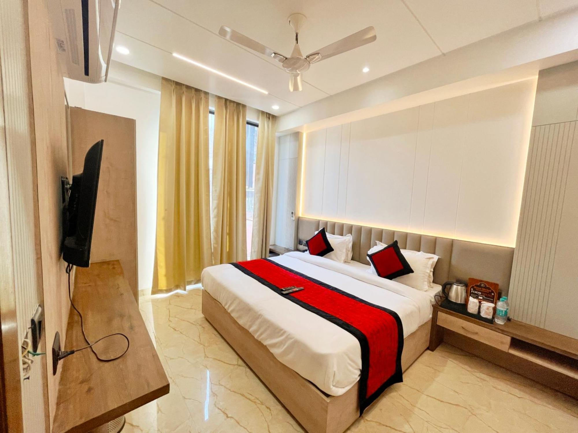 Mehul- A, Luxurious 5 Mint From Railway Station