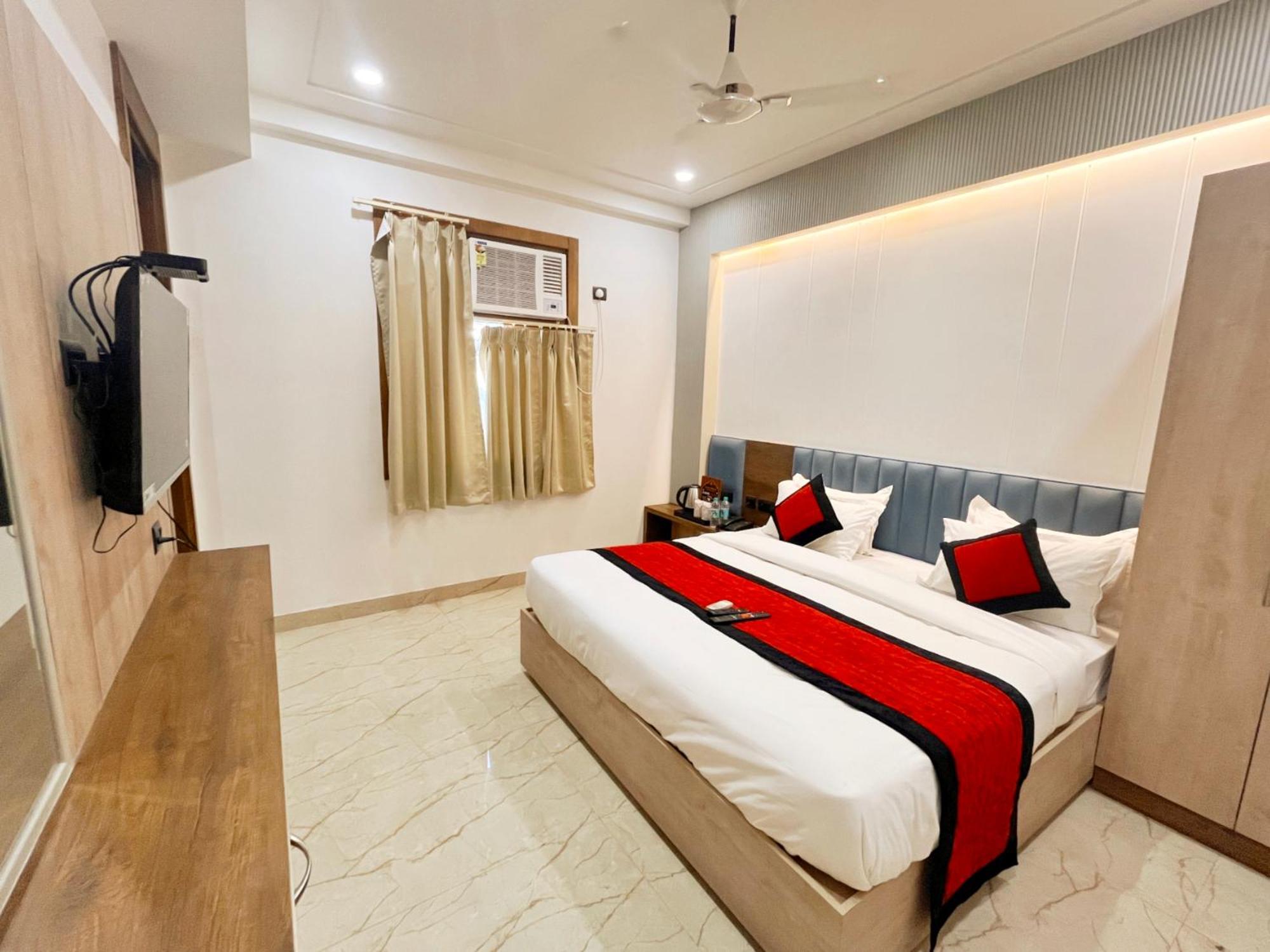 Mehul- A, Luxurious 5 Mint From Railway Station
