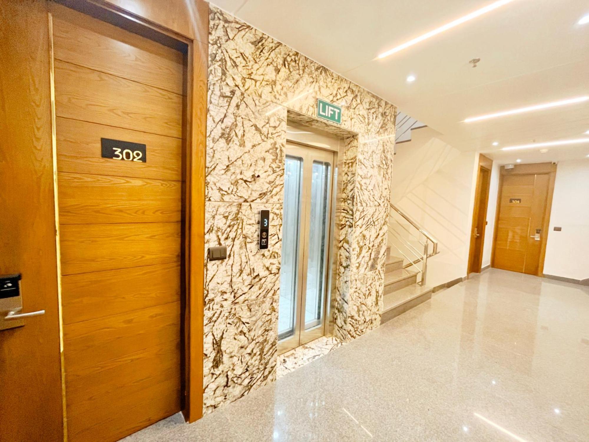 Hotel Mehul- A, Luxurious 5 Mint From Railway Station