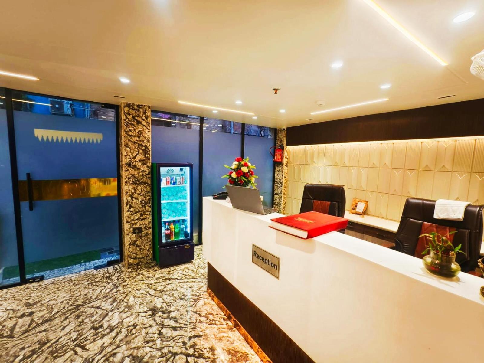 Hotel Mehul- A, Luxurious 5 Mint From Railway Station
